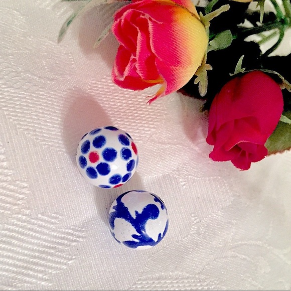 💙Vintage Hand Painted Red, White Blue Beads❤️ - Picture 2 of 5